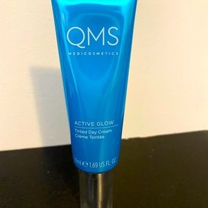 QMS Active Glow ✨